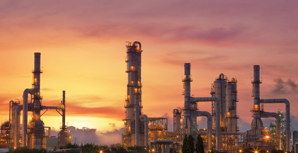 Oil-Refinery-450347.jpg