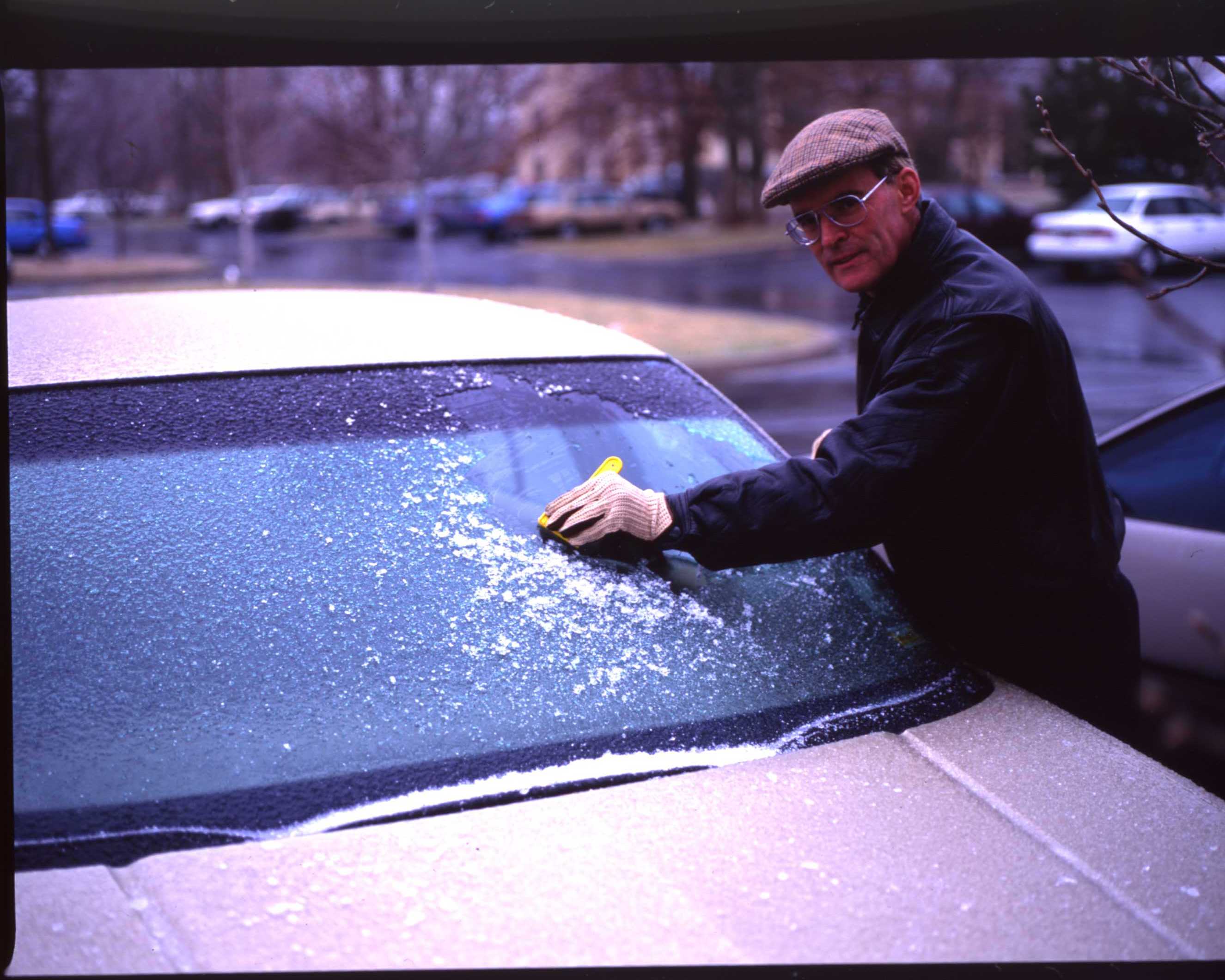 Peter Hobbs at Stormfest.jpg