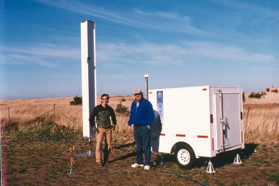 Tim Lim and Don Ferraro (both NCAR) at northern Binet site in Pacific Beach, WA.jpg